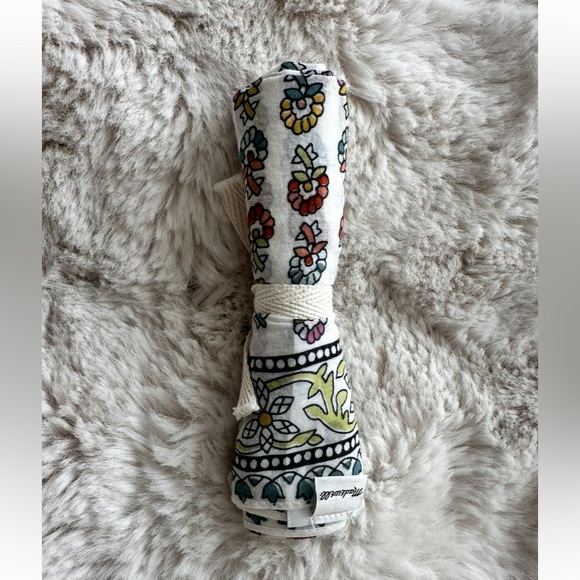 New! Madewell Organic Cotton Bandanna. Excellent condition - Picture 2 of 6